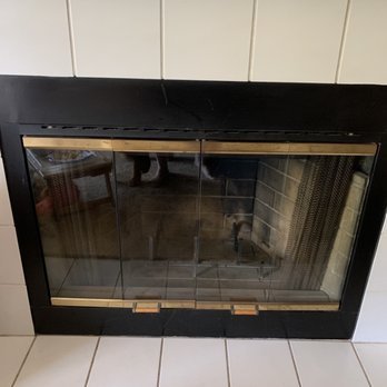 Floor Store & Design Center - Encinitas - Fireplace before new tile - Flooring Near Me - Encinitas, California