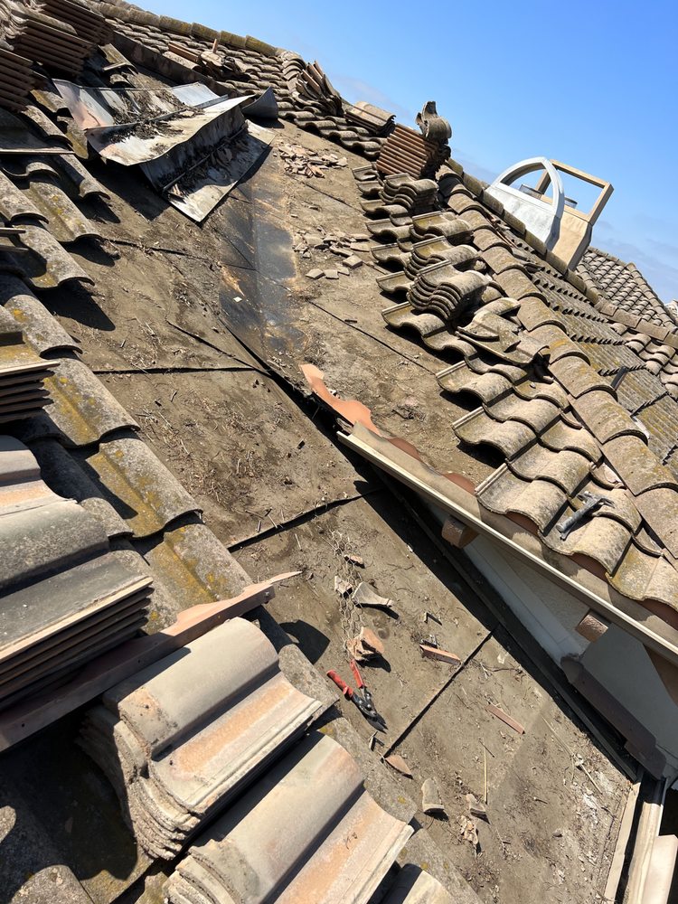 Slide of Pacific Blue Roofing