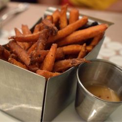 Apple Pie Bakery Café - Sweet potato fries