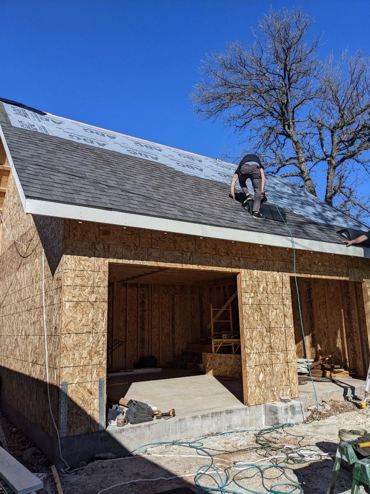 Slide of Skyline Roofing