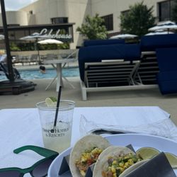 The Lakehouse Waterfront Lounge