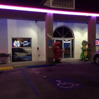 Perino's Boiling Pot - Front - Seafood Near Me - Harvey, Louisiana