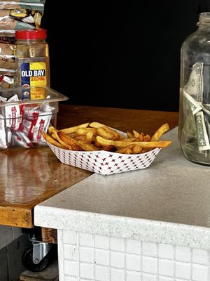 Pip's Dock Street Dogs Llc by null