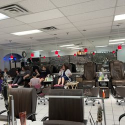 NT Nails & Spa