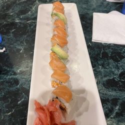 Happy Chinese Wok & Sushi - Salmon delight roll. Wow