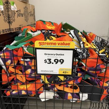 Grocery Outlet - Cute Halloween lunch bags! - Grocery Near Me - Placentia, California Grocery Outlet - Cute Halloween lunch bags! - Grocery Near Me - Placentia, California
