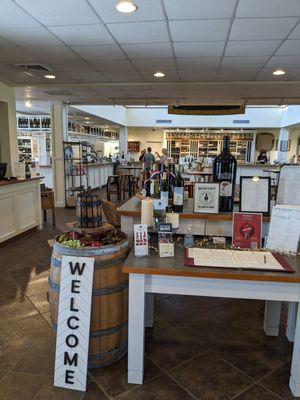 Shelton Vineyards by null