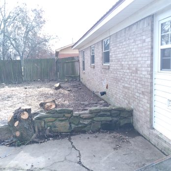 Roberts Tree Service - They made sure my yard was clean and clear.  Thanks again - Tree Services Near Me