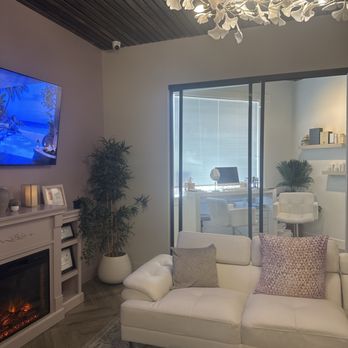 Glow Clinics - Day Spas Near Me - San Jose, California Glow Clinics - Day Spas Near Me - San Jose, California