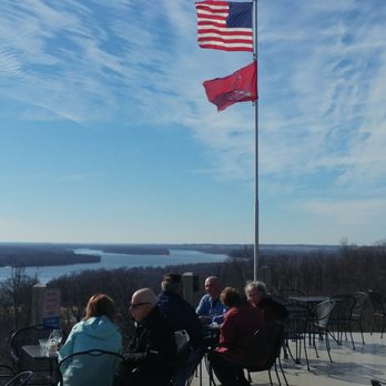 Aerie's Resort - Wineries Near Me - Grafton, Illinois Aerie's Resort - Wineries Near Me - Grafton, Illinois