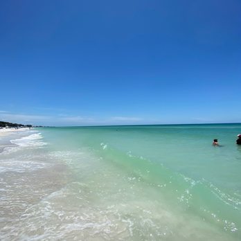 Manatee public beach - Come on- sooo pretty - Beaches Near Me - Holmes Beach, Florida