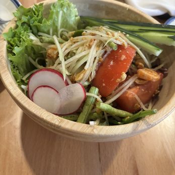 Dara - Papaya salad - Thai Near Me - Philadelphia, Pennsylvania Dara - Papaya salad - Thai Near Me - Philadelphia, Pennsylvania