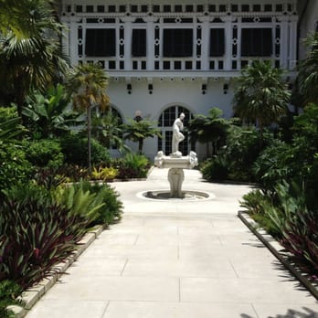 Flagler Museum - courtyard - Museums Near Me - Palm Beach, Florida