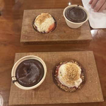 Hot Cakes - Capitol Hill - Strawberry Cake - Desserts Near Me - Seattle, Washington
