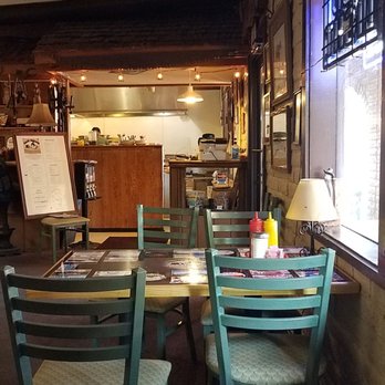 Babe's Round Up - Dining room - Barbeque Near Me - Camp Verde, Arizona Babe's Round Up - Dining room - Barbeque Near Me - Camp Verde, Arizona