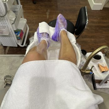 Loma Spa - Nail Salons Near Me - Cupertino, California