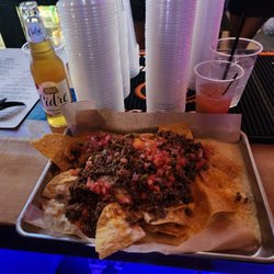 Lori's Roadhouse - Loaded nachos + ground beef