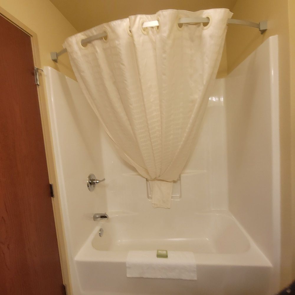 Cobblestone Inn & Suites - Altamont - Hotels Near Me - Altamont, Illinois