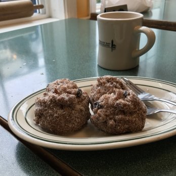 Lynden Dutch Bakery - Oliebollen ("Dutch doughnuts") only sold on Saturdays - Bakeries Near Me - Lynden, Washington Lynden Dutch Bakery - Oliebollen ("Dutch doughnuts") only sold on Saturdays - Bakeries Near Me - Lynden, Washington