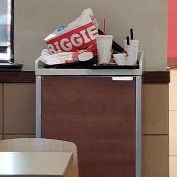 Wendy's - Trash overload - Burgers Near Me - Lexington, Tennessee Wendy's - Trash overload - Burgers Near Me - Lexington, Tennessee