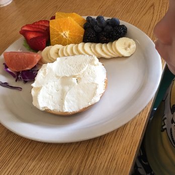 Glo's - Beautiful fruit plate with bagel. - Breakfast & Brunch Near Me - Seattle, Washington Glo's - Beautiful fruit plate with bagel. - Breakfast & Brunch Near Me - Seattle, Washington