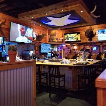 Texas Roadhouse - Bar - American Near Me - Mt. Prospect, Illinois