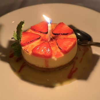 Morton's The Steakhouse - Steakhouses Near Me - Great Neck, New York