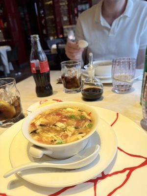 Bon Wei by null