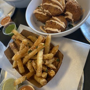 Moo Creamery - Happy Hour Mac 'n Cheese Fritters and Moo Fries. - Burgers Near Me - Bakersfield, California Moo Creamery - Happy Hour Mac 'n Cheese Fritters and Moo Fries. - Burgers Near Me - Bakersfield, California