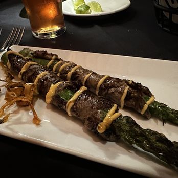 Vernon's Speakeasy - Asparagus con carne - Steakhouses Near Me - Los Ranchos, New Mexico