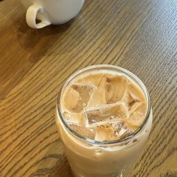 Honey peach iced latte, and a latte with sugar free vanilla!