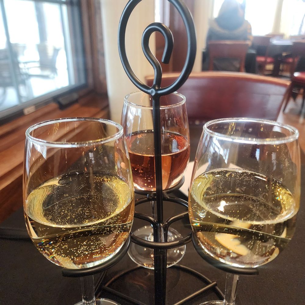 Cedar Lake Cellars - Wine flight - Venues & Event Spaces Near Me - Wright City, Missouri