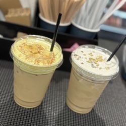Techy - Banana & a pistachio