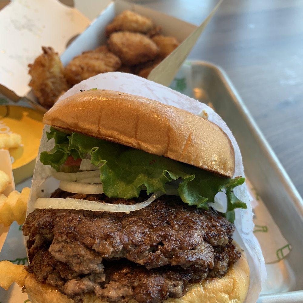 Shake Shack Long Beach - Burgers Near Me - Long Beach, California Shake Shack Long Beach - Burgers Near Me - Long Beach, California