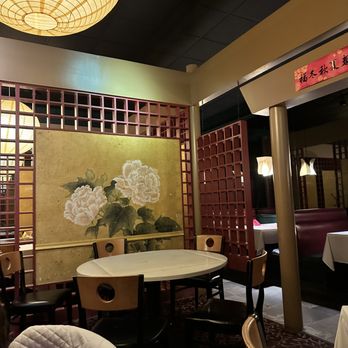 MAY DRAGON CHINESE RESTAURANT - Updated October 2024 - 243 Photos & 302 Reviews - 4848 Belt Line