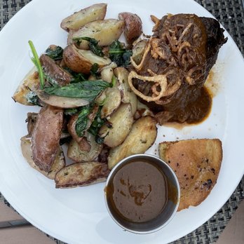 Ampersea - Braised short rib - very good! - New American Near Me - Baltimore, Maryland