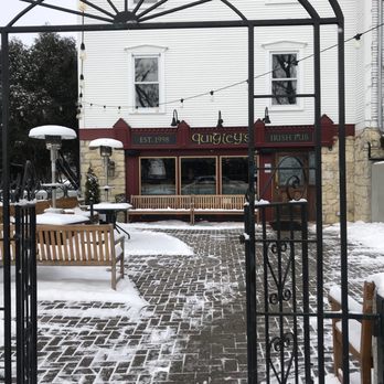 Quigley's Irish Pub - Pubs Near Me - Naperville, Illinois