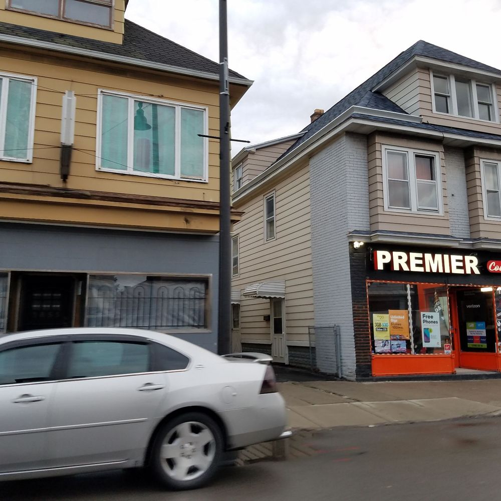 Premier Communications - I attended the premier - Mobile Phone Repair Near Me - Buffalo, New York Premier Communications - I attended the premier - Mobile Phone Repair Near Me - Buffalo, New York