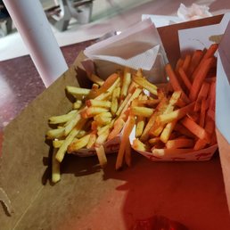 Didnt even take pics of the burgers we ate em so fast. Great crispy fries!