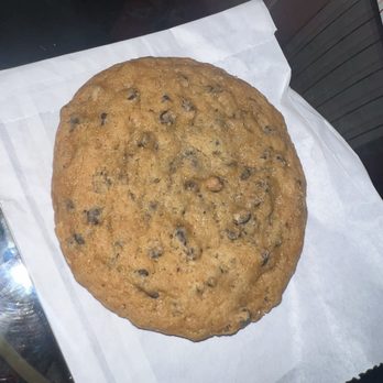 Sucre - Chocolate chip cookie - Coffee & Tea Near Me - Baton Rouge, Louisiana