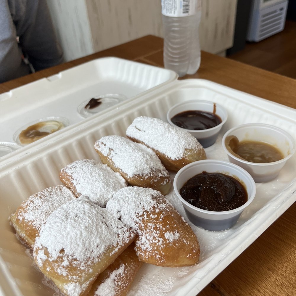 Bilstad's Beignets - 6 beignets flight with chocolate, caramel, and apple butter dipping sauces - Food Trucks Near Me - Ashburn, Virginia Bilstad's Beignets - 6 beignets flight with chocolate, caramel, and apple butter dipping sauces - Food Trucks Near Me - Ashburn, Virginia