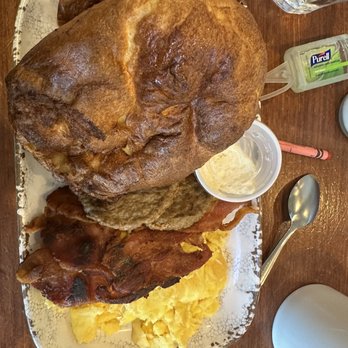 Pop Over Eatery - Simsbury Feast - Breakfast & Brunch Near Me - Simsbury, Connecticut
