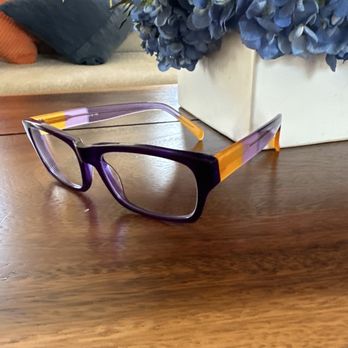 20/20 Optical - One-of-a-kind! - Optometrists Near Me - San Rafael, California