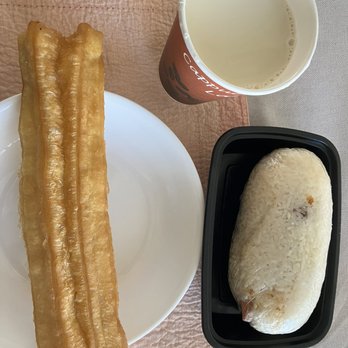 Joyee's Dumpling House - Poway - Soymilk, rice roll, fried donut - Chinese Near Me - Poway, California Joyee's Dumpling House - Poway - Soymilk, rice roll, fried donut - Chinese Near Me - Poway, California