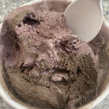 Short Lane Ice Cream - Dark chocolate, black raspberry brownie batter - Ice Cream & Frozen Yogurt Near Me - Gloucester, Virginia Short Lane Ice Cream - Dark chocolate, black raspberry brownie batter - Ice Cream & Frozen Yogurt Near Me - Gloucester, Virginia