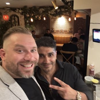 Taftoon - Persian/Iranian Near Me - New York, New York