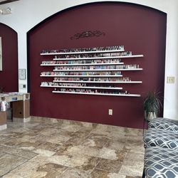 QT Nails & Spa - Nail Polish
