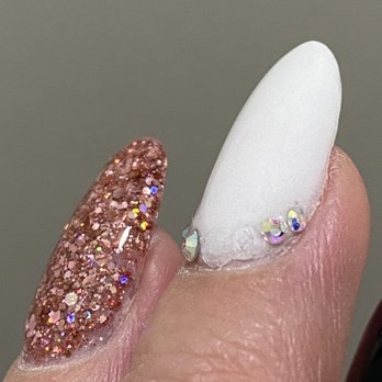 A&B Nails - Design falling off in less than 24 hours. - Nail Salons Near Me - Los Alamitos, California