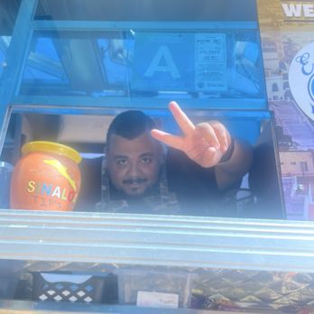 Mariscos El Faro #2 - Cool Ass Owner!! - Food Trucks Near Me - Culver City, California