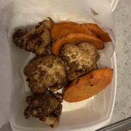 Side of Fried Carrots and Cauliflower $5.50